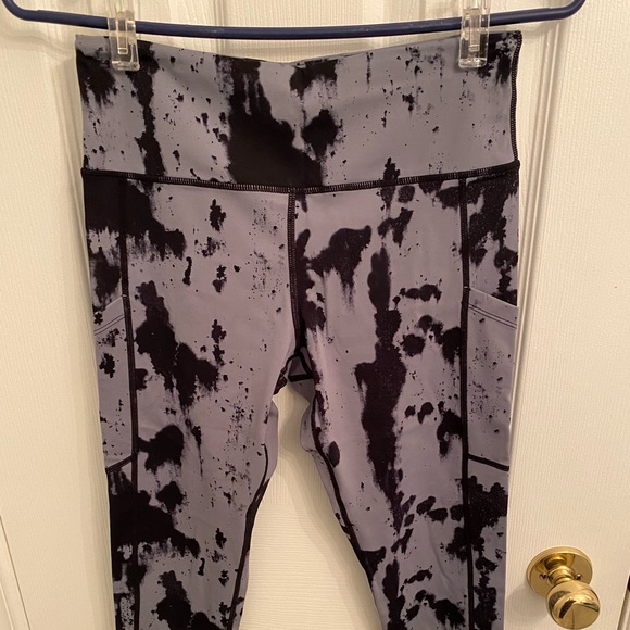 ZYIA Slate Oxidation Soft N Snug HI-RISE 7/8 24” Size 6-8 - Picture 2 of 3